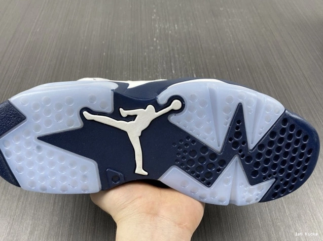 6 Retro (2022) Midnight Navy Jordan CT8529-141 0714